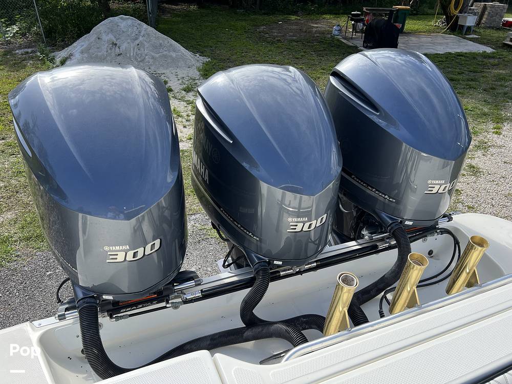 Slide: The Image of Three Strong Yamaha's! 900 Horses - 13972301
