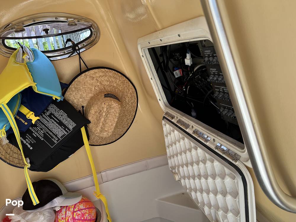 Slide: The Image of Roomy Head Seat Now Installed - 13972405