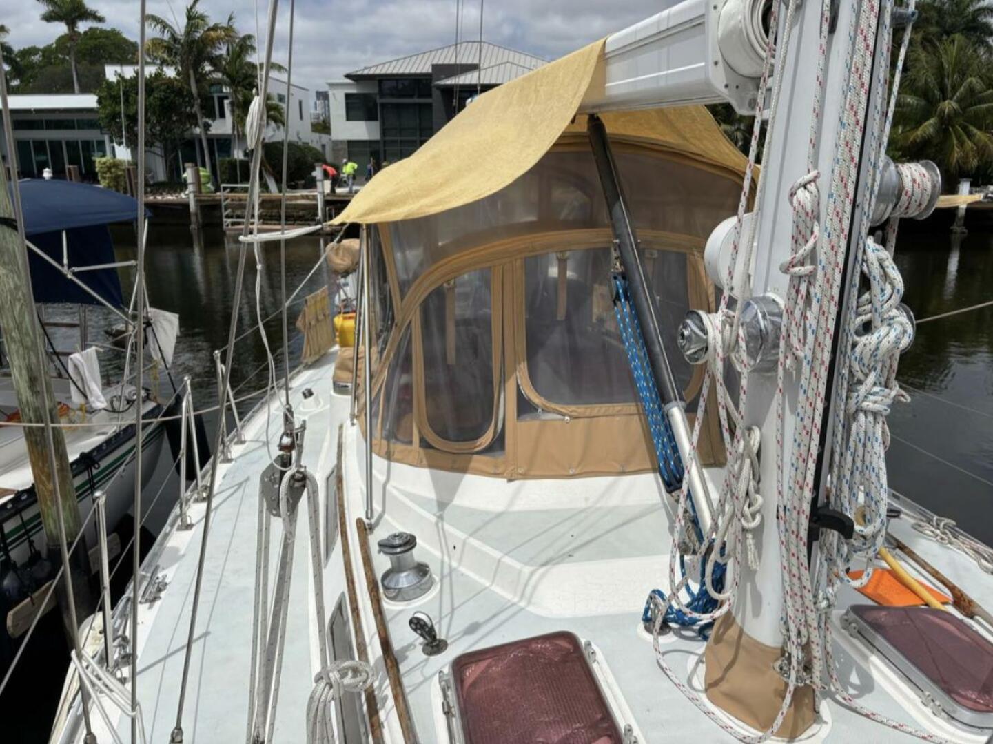 Slide: The Image of Hylas 44 1989 - 5287941