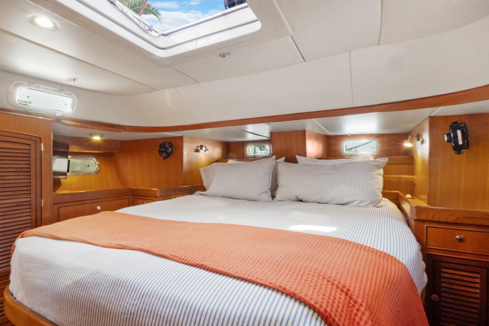 Slide: The Image of Hylas 54 2009 - 5231764