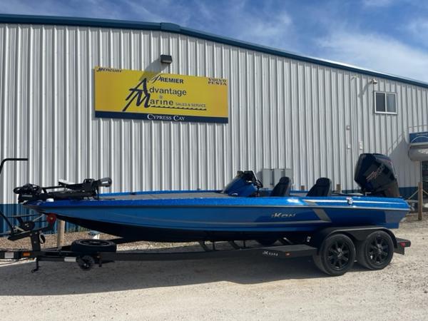 Slide: The Image of 2024 iKon LX21 blue boat on trailer outside Advantage Marine. - 0
