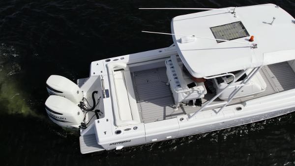 Slide: The Image of Intrepid 32 2003 - 38
