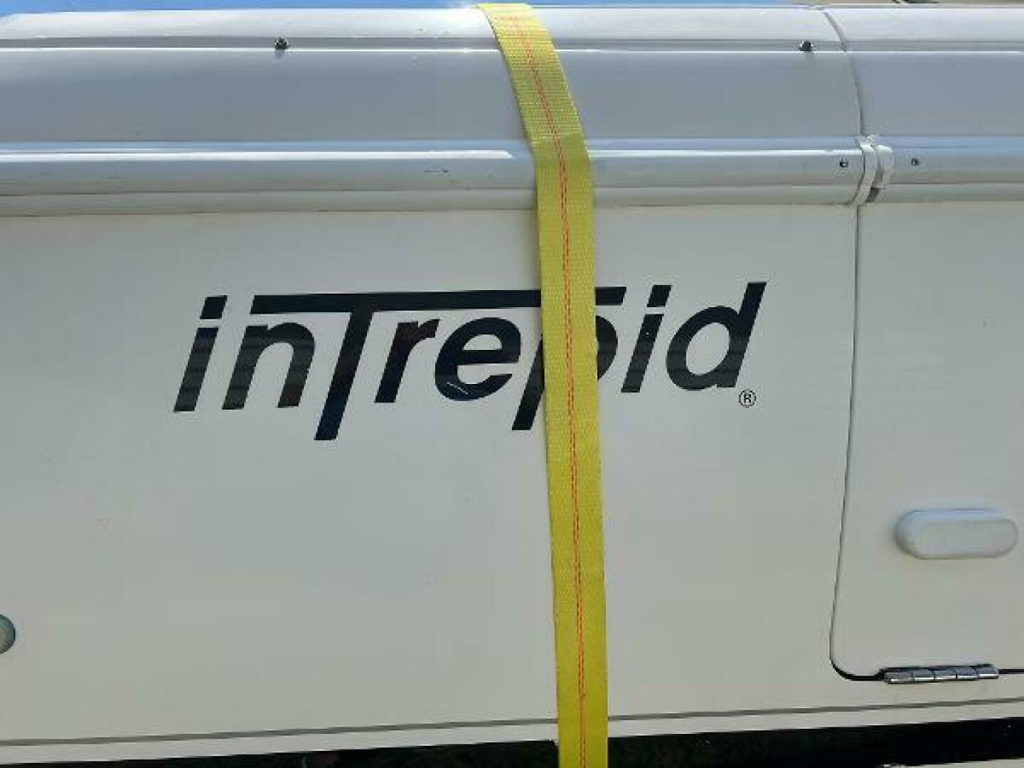 Slide: The Image of Intrepid 32 2009 - 3735586