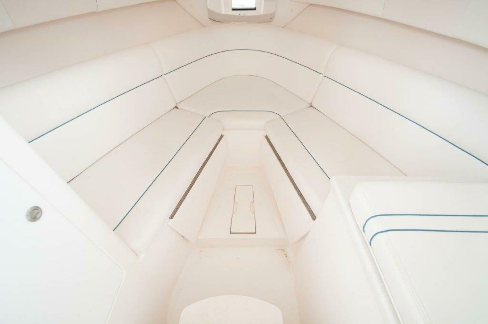 Slide: The Image of 2023 Intrepid 327-I Valor- Cabin - 5406348