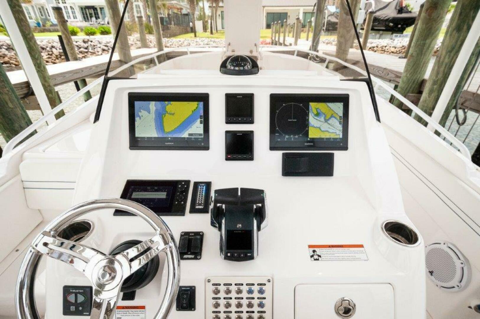Slide: The Image of 2023 Intrepid 327-I Valor- Helm - 5406355
