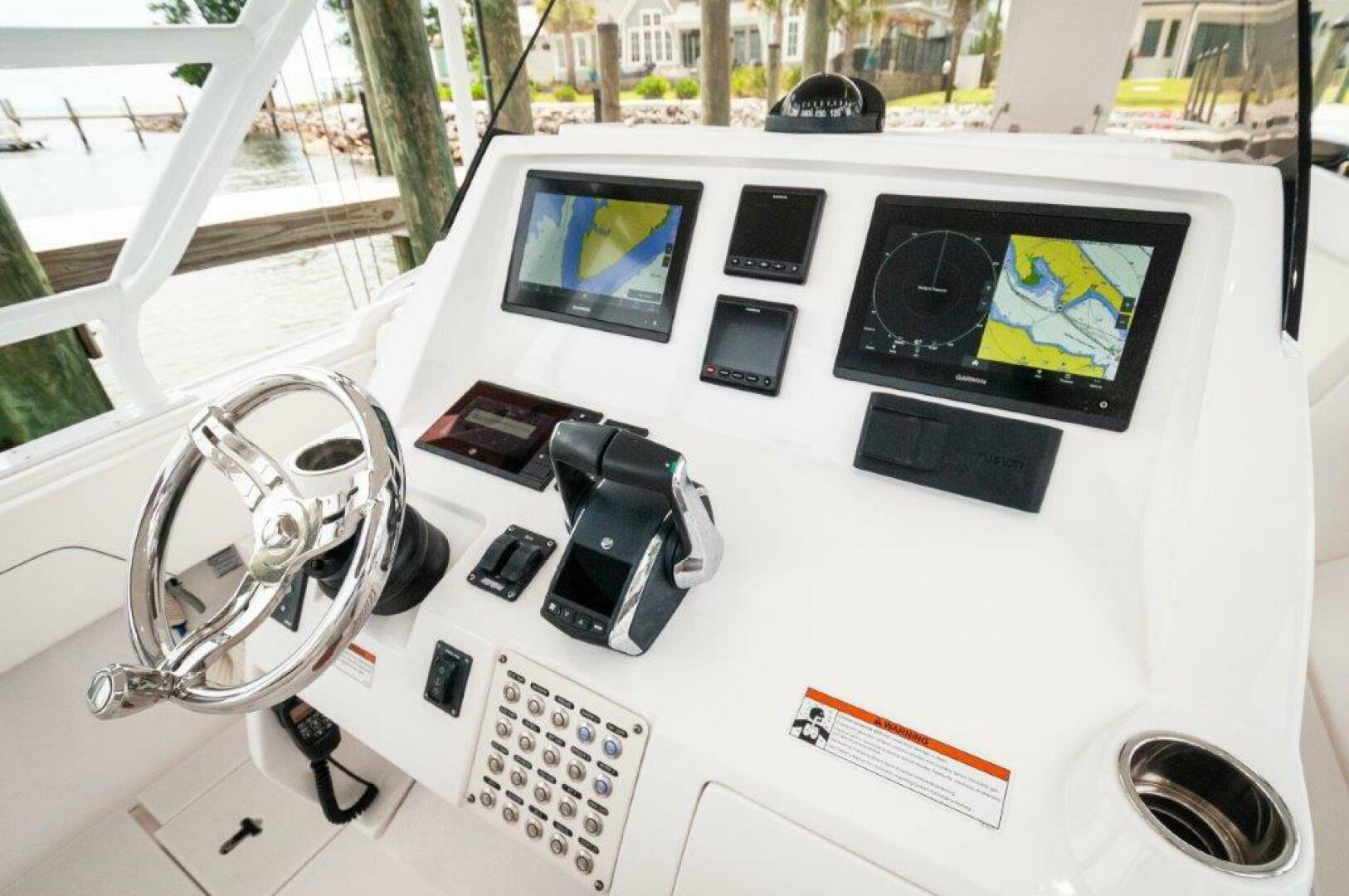 Slide: The Image of 2023 Intrepid 327-I Valor- Helm - 5406356