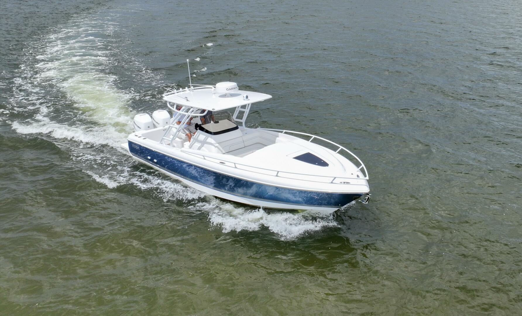 Slide: The Image of 2023 Intrepid 327-I Valor- Profile - 5409771