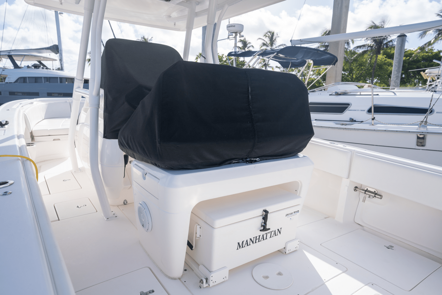 Slide: The Image of Intrepid 327 CC INFUSED 2015 - 10