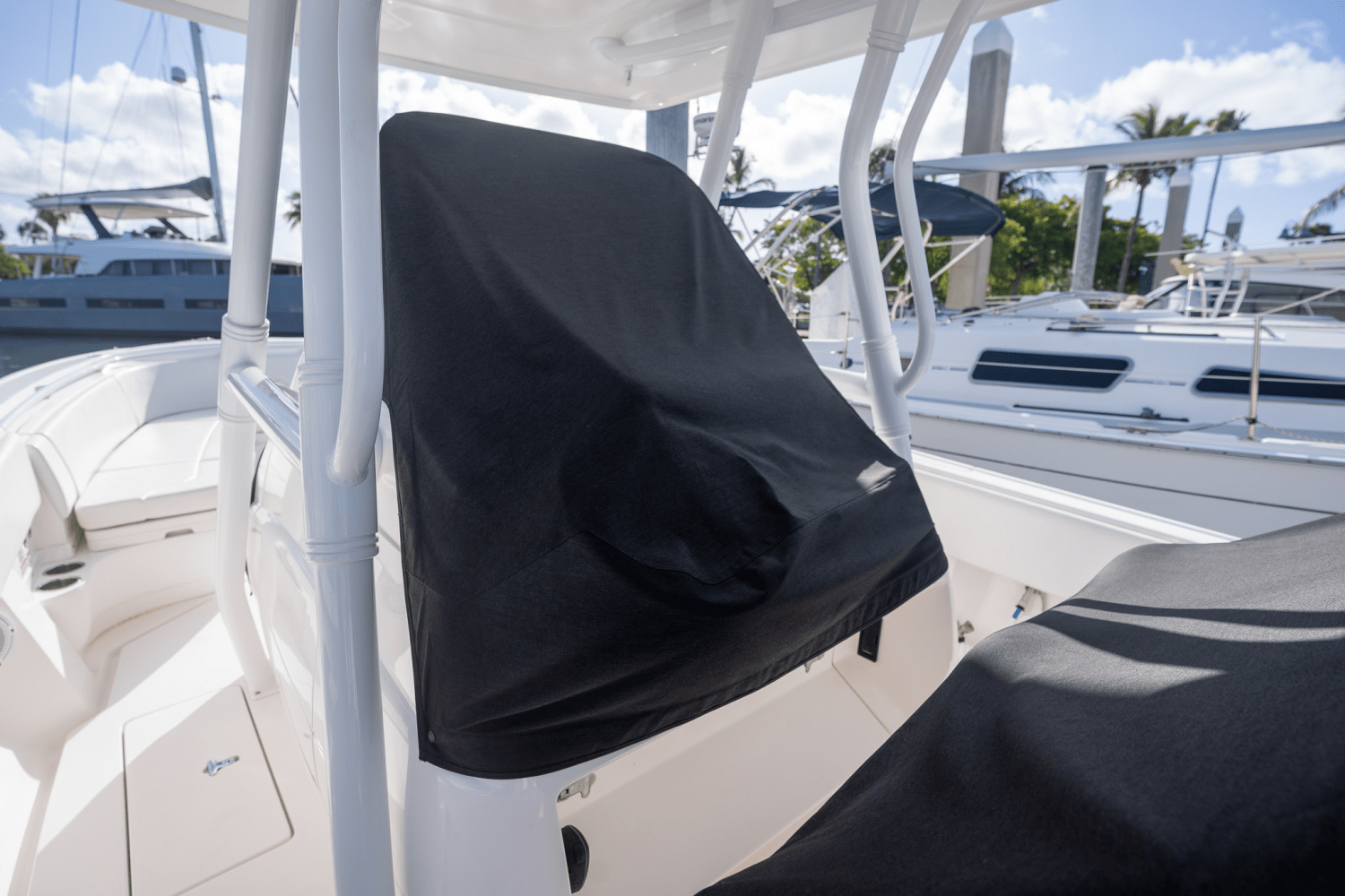 Slide: The Image of Intrepid 327 CC INFUSED 2015 - 11
