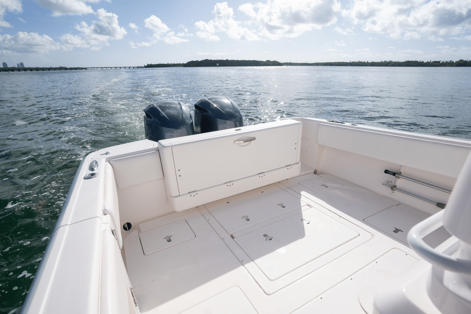 Slide: The Image of Intrepid 327 CC INFUSED 2015 - 24