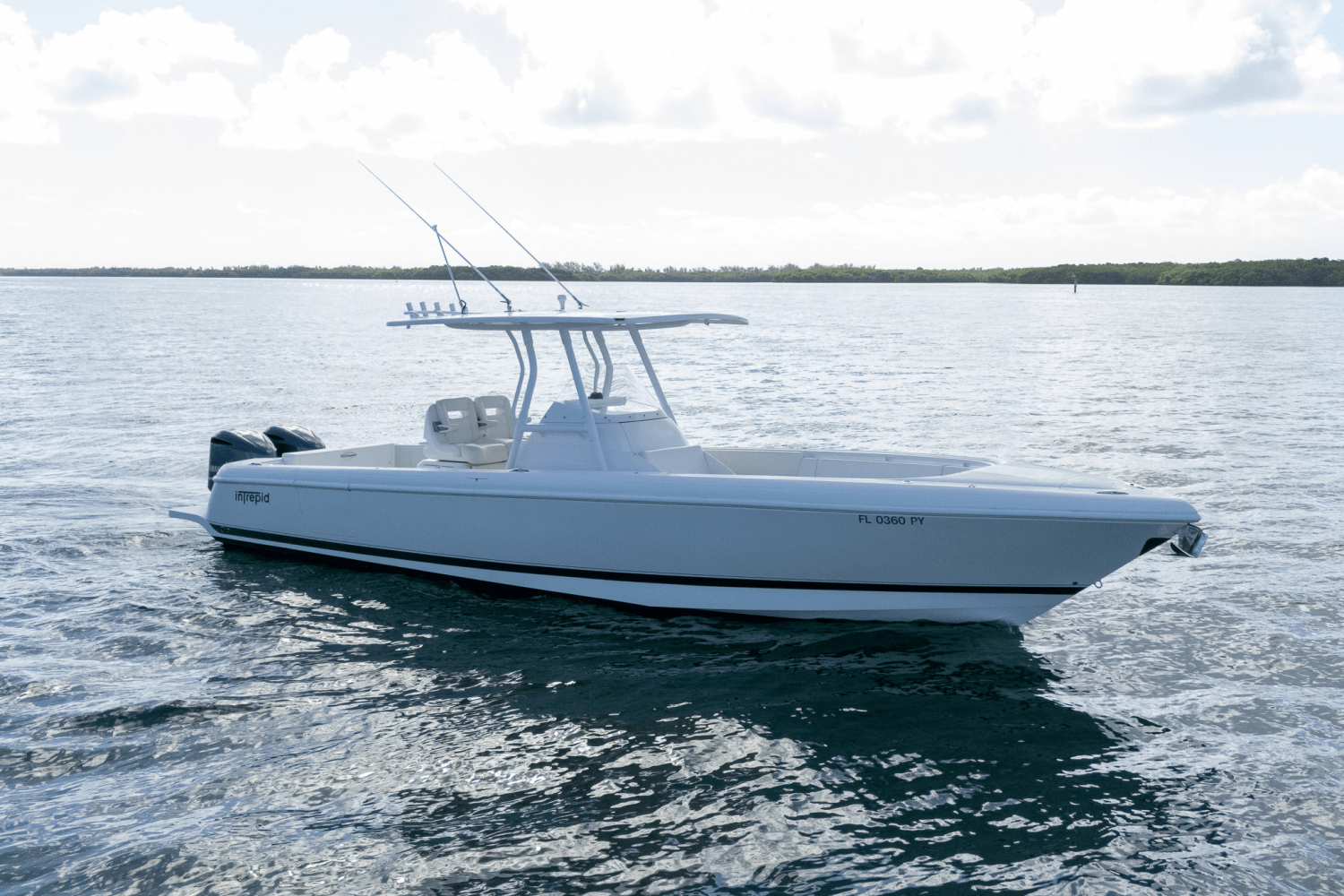 Slide: The Image of Intrepid 327 CC INFUSED 2015 - 3