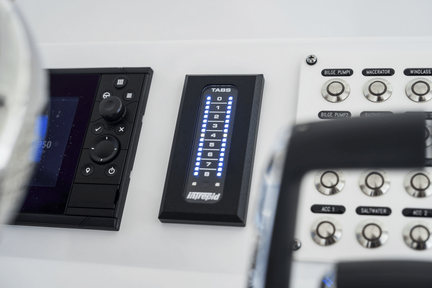 Slide: The Image of Intrepid 345 NOMAD SE 2025 - 39