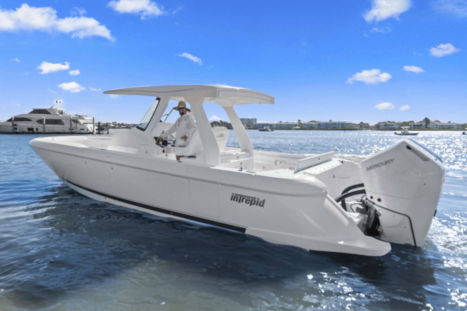 Slide: The Image of Intrepid 345 NOMAD SE 2025 - 4