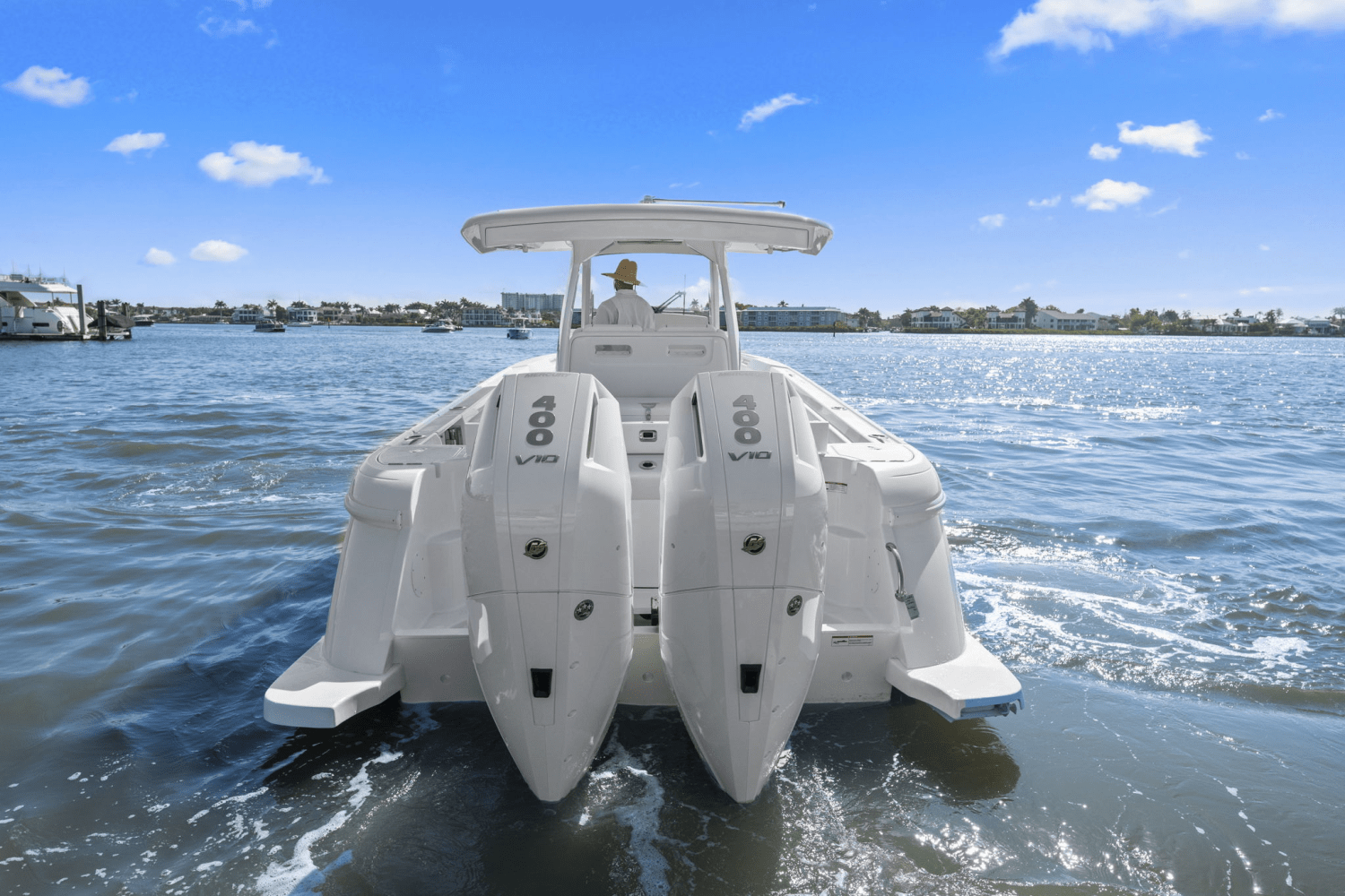 Slide: The Image of Intrepid 345 NOMAD SE 2025 - 7