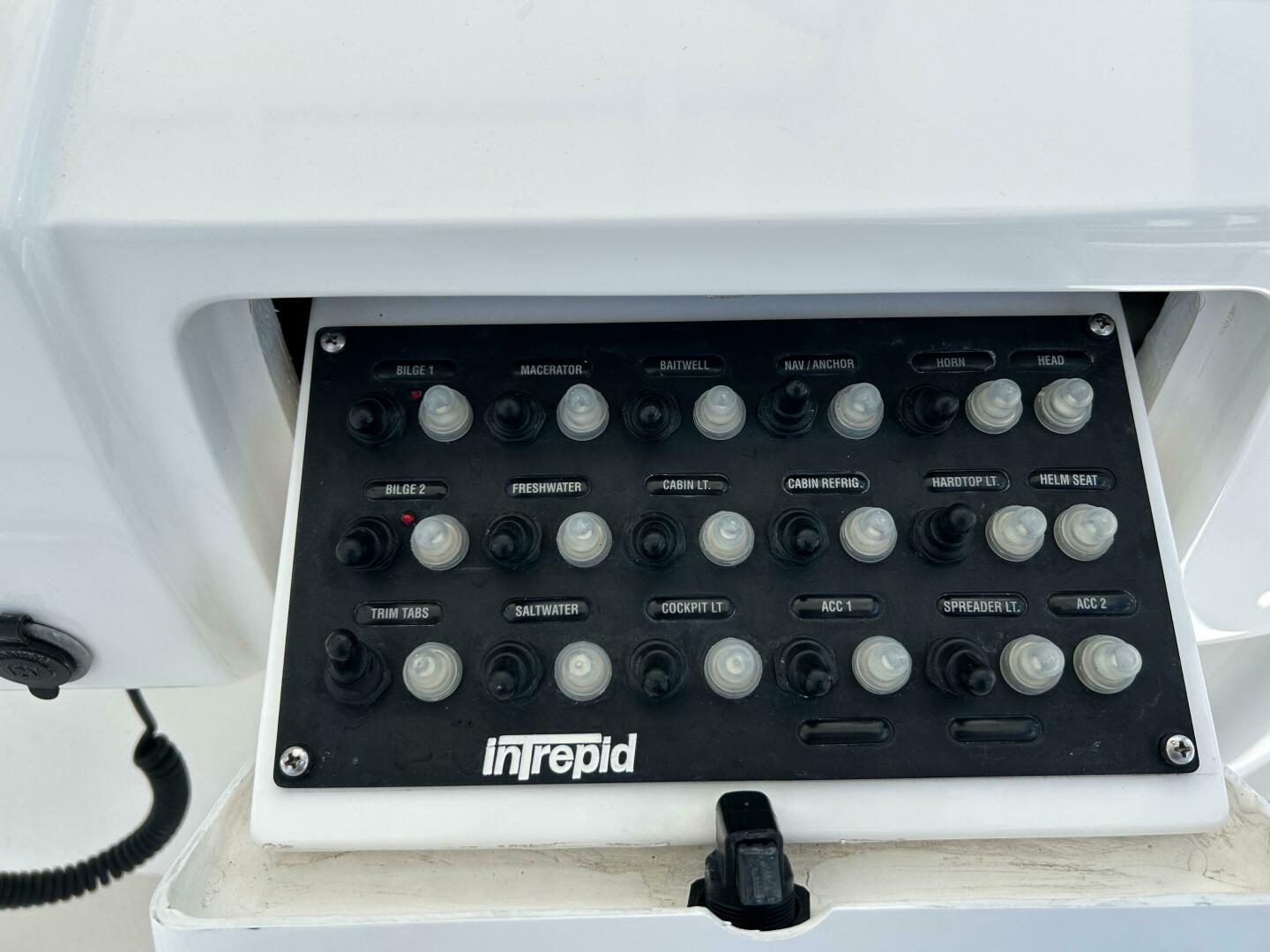 Slide: The Image of Intrepid 370 Cuddy 2005 - 4410045