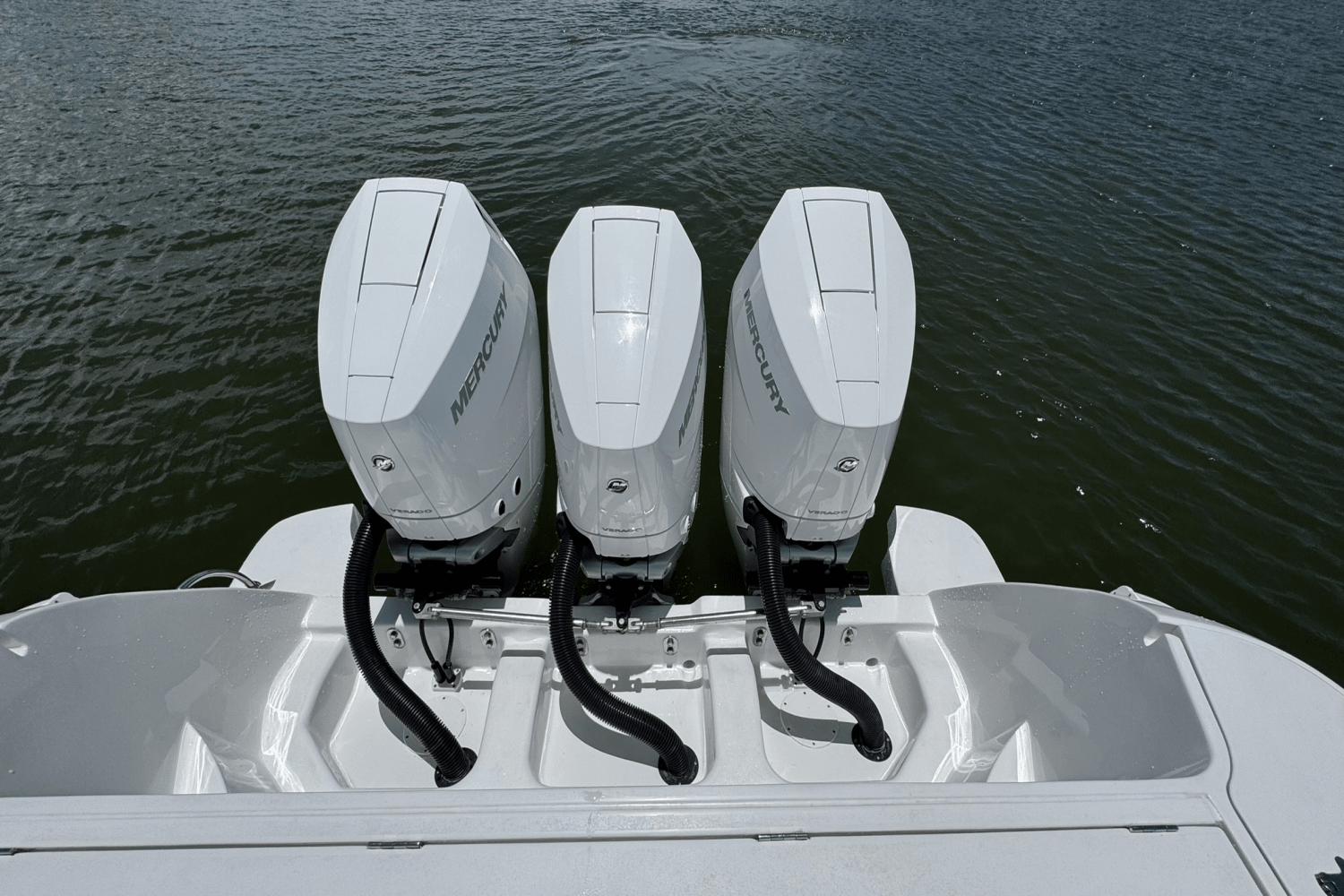 Slide: The Image of Intrepid 407 NOMAD FE 2024 - 10