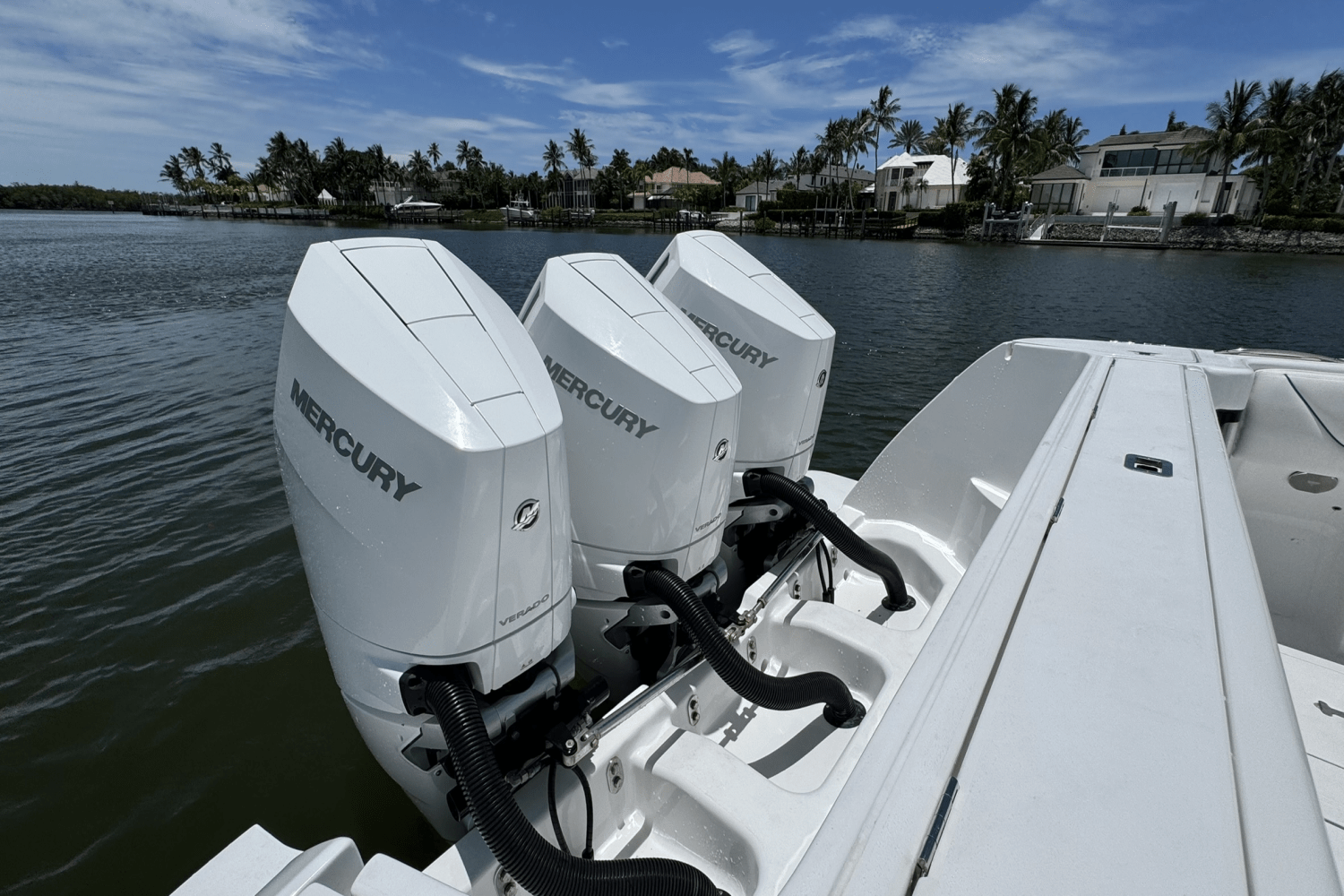 Slide: The Image of Intrepid 407 NOMAD FE 2024 - 11