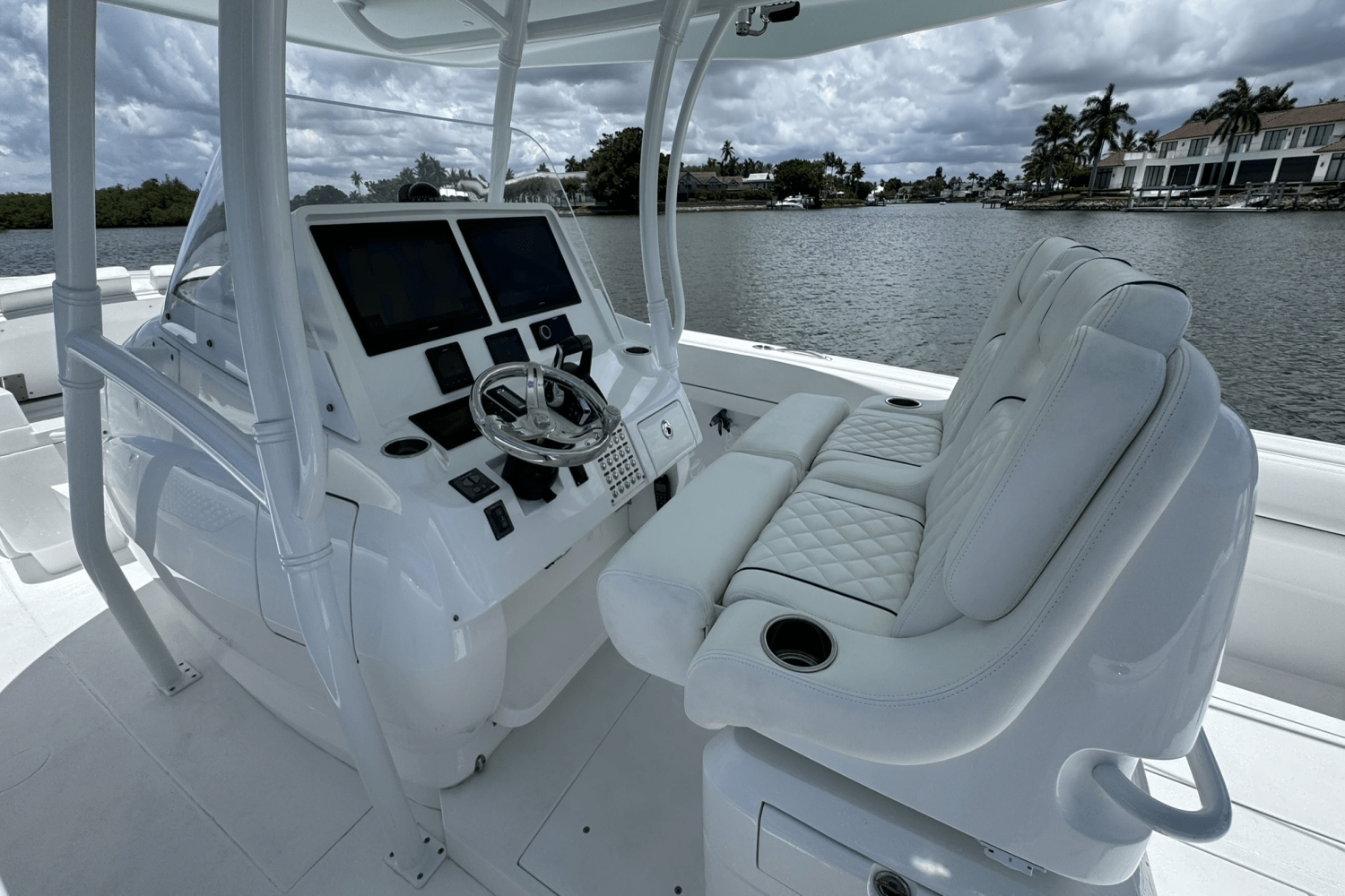 Slide: The Image of Intrepid 407 NOMAD FE 2024 - 18