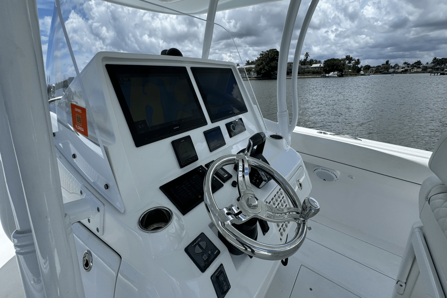 Slide: The Image of Intrepid 407 NOMAD FE 2024 - 19
