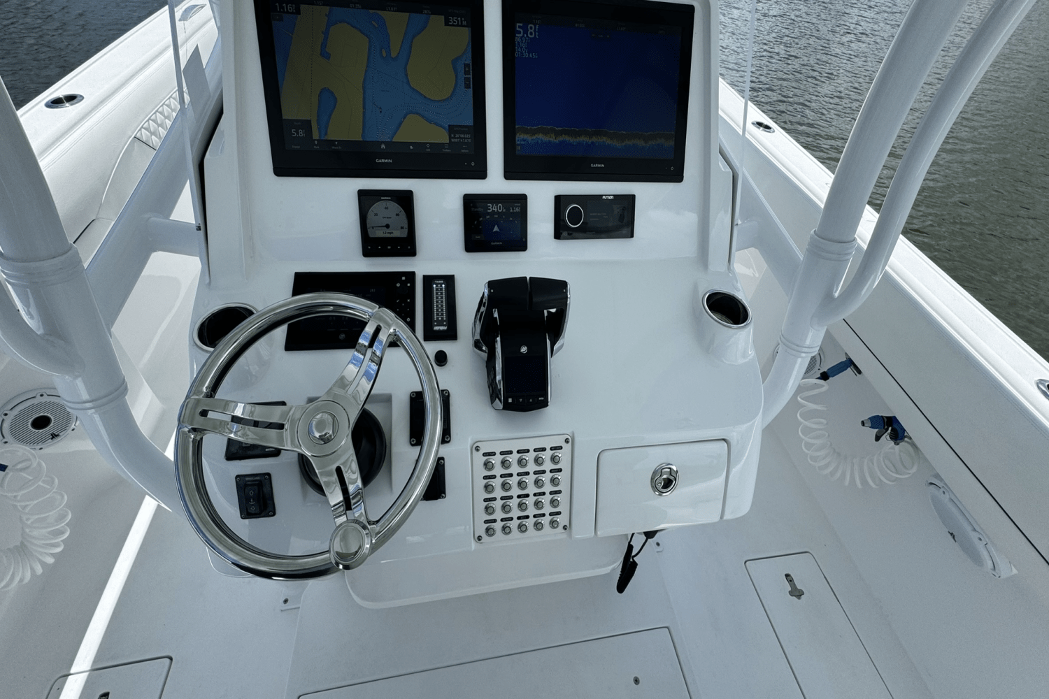 Slide: The Image of Intrepid 407 NOMAD FE 2024 - 20