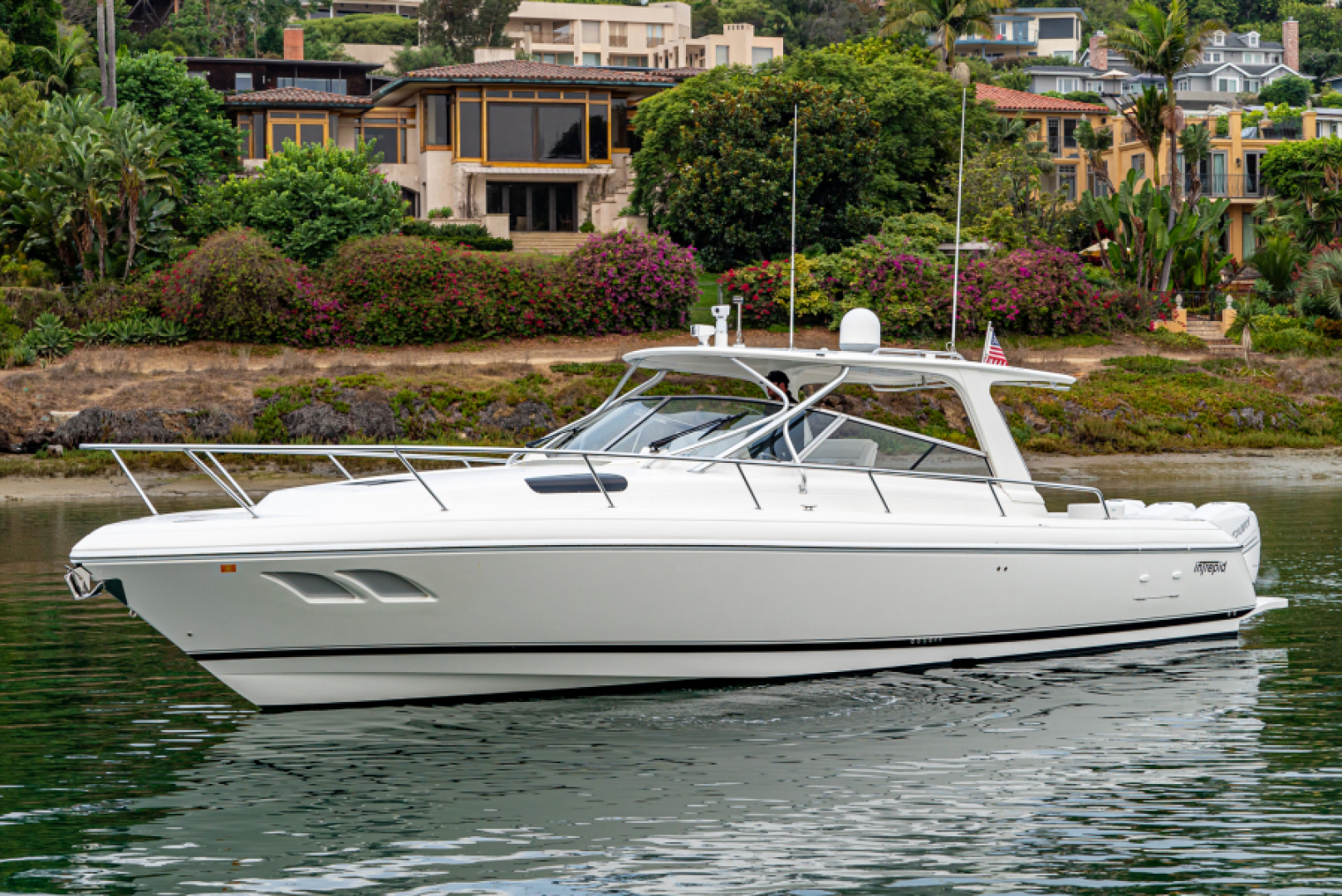 Slide: The Image of Intrepid 430 Sport Yacht 2010 - 5074026