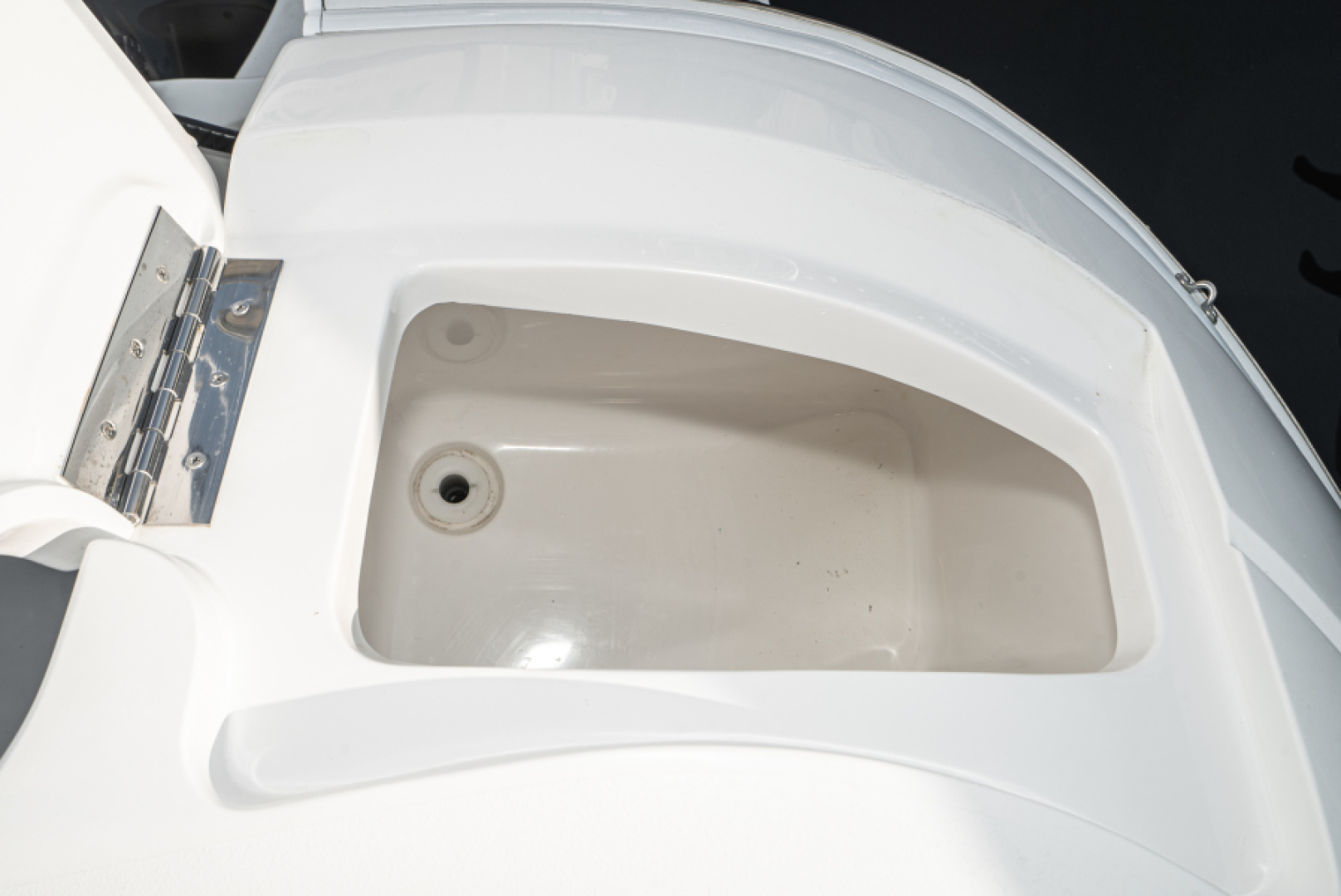 Slide: The Image of Intrepid 430 Sport Yacht 2010 - 5074046