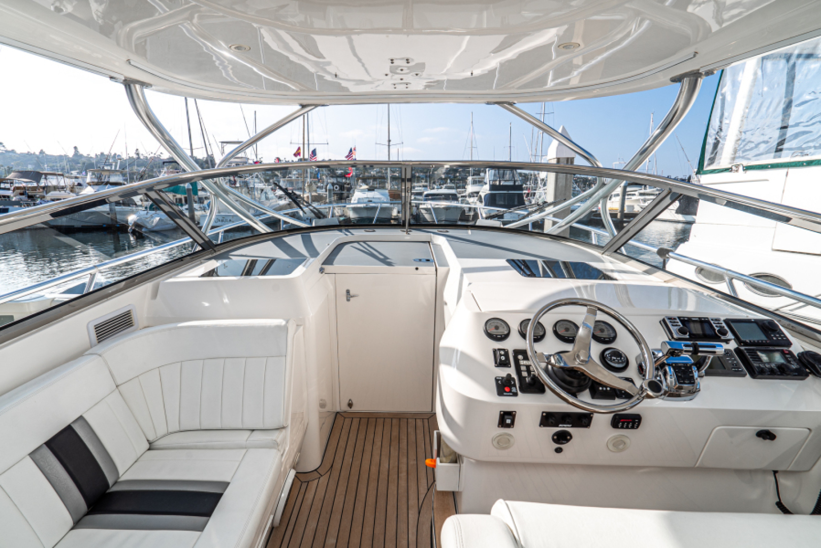 Slide: The Image of Intrepid 430 Sport Yacht 2010 - 5074049