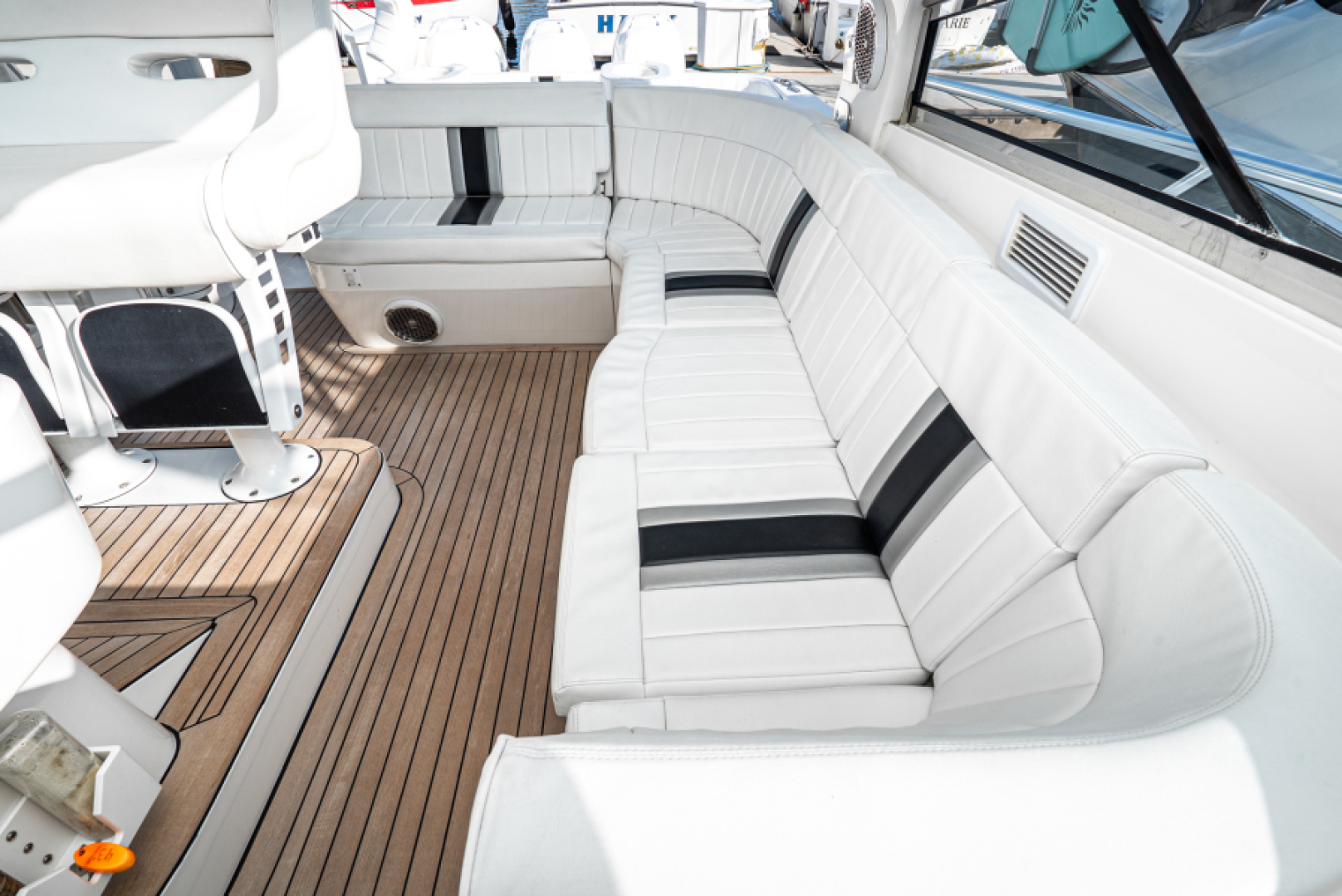 Slide: The Image of Intrepid 430 Sport Yacht 2010 - 5074050