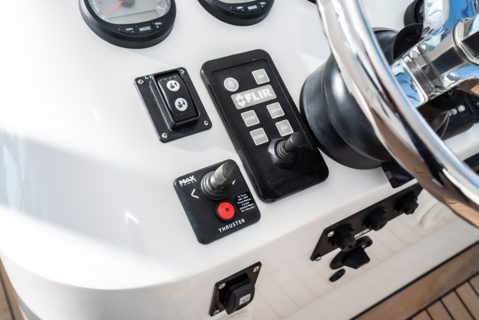 Slide: The Image of Intrepid 430 Sport Yacht 2010 - 5074054