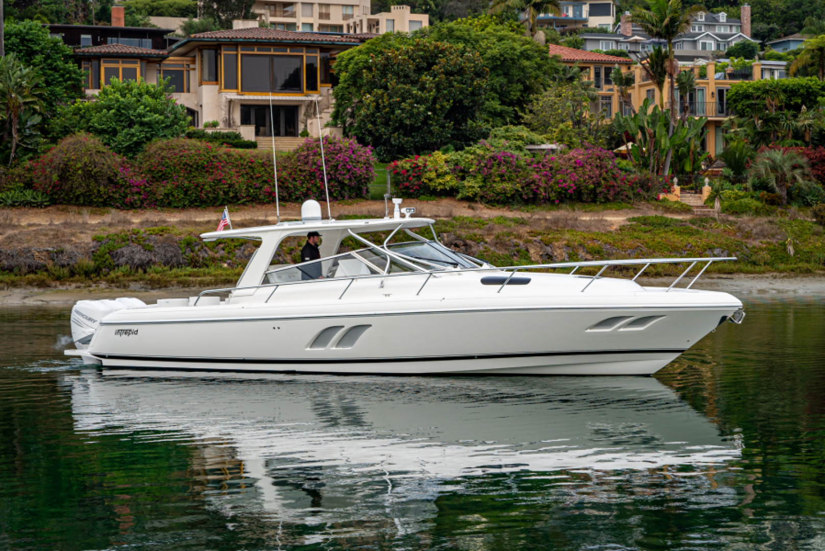 Slide: The Image of Intrepid 430 Sport Yacht 2010 - 5074029
