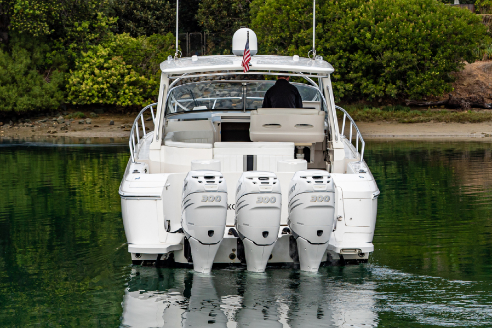 Slide: The Image of Intrepid 430 Sport Yacht 2010 - 5074031