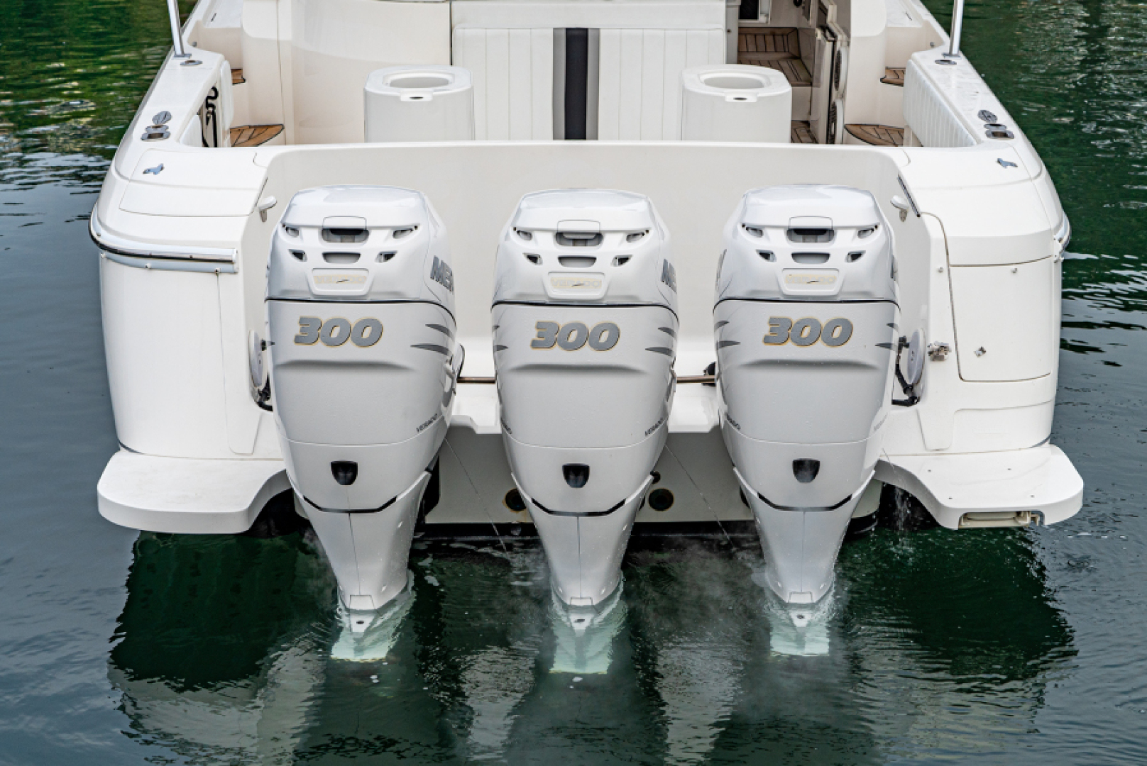 Slide: The Image of Intrepid 430 Sport Yacht 2010 - 5074032