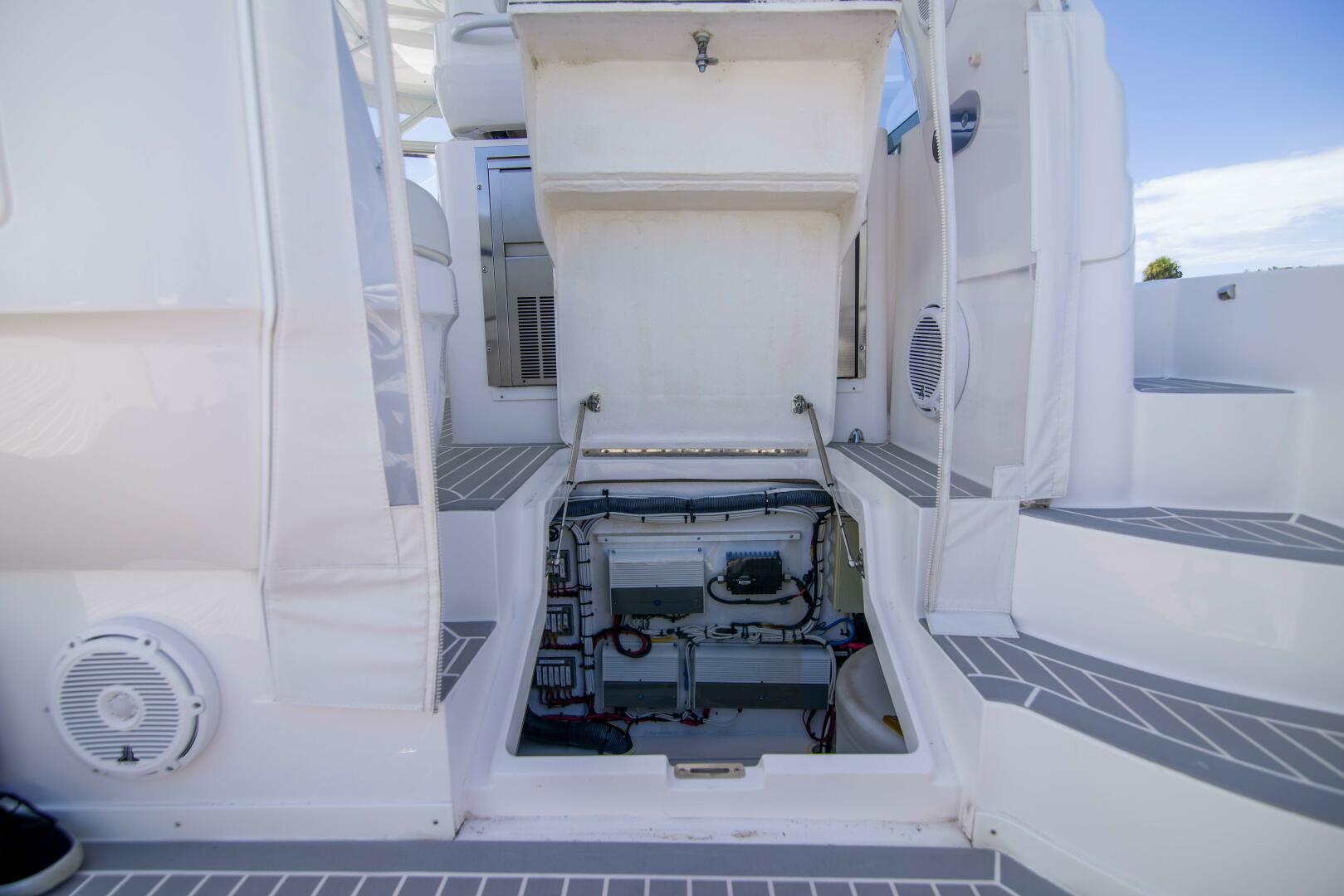 Slide: The Image of Intrepid 475 Sport Yacht 2013 - 5435408