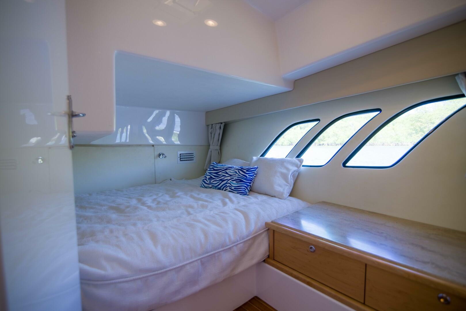 Slide: The Image of Intrepid 475 Sport Yacht 2013 - 5435526