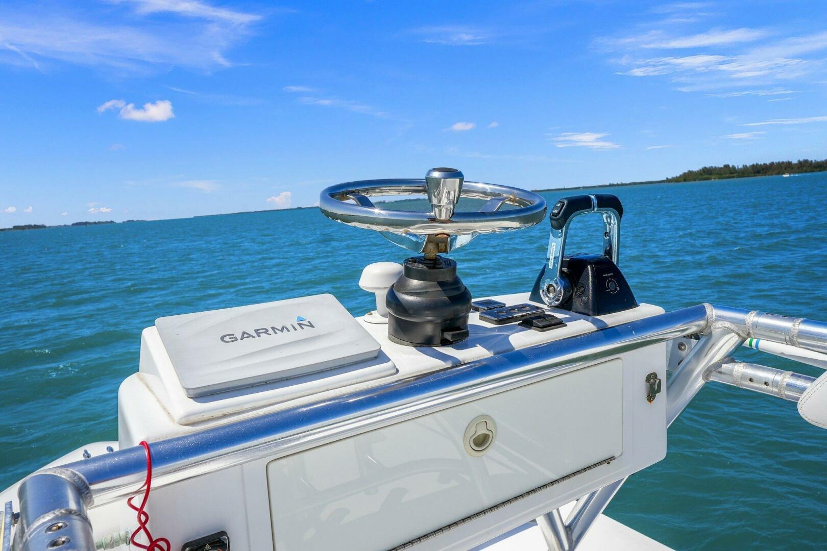 Slide: The Image of 2015 39 Invincible Center Console - Crows Nest Helm - 4389704