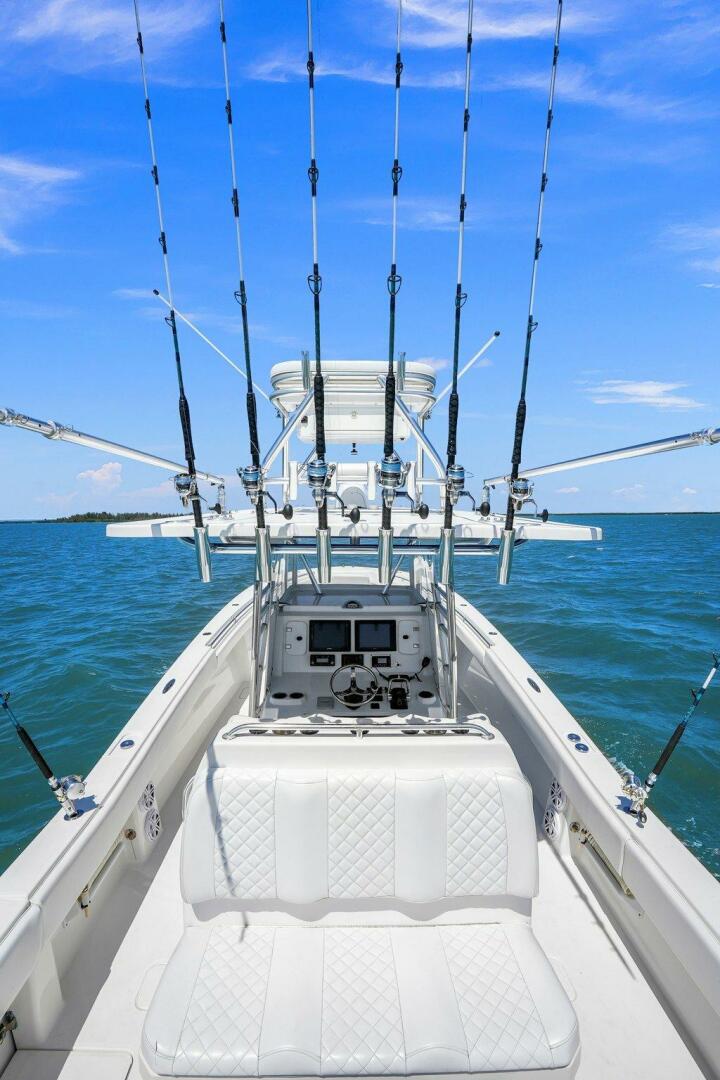 Slide: The Image of 2015 39 Invincible Center Console - Rod Holders - 4389641