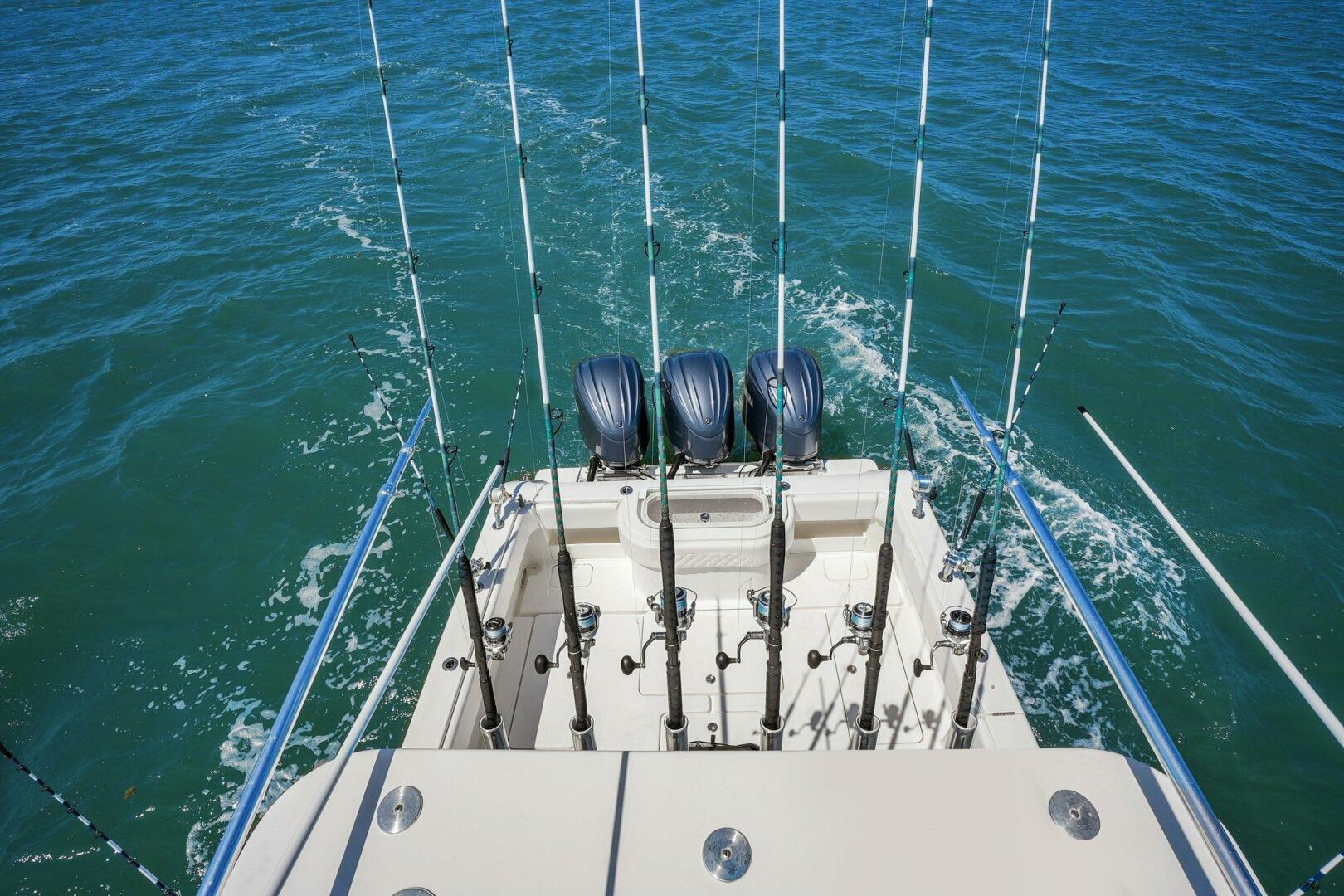 Slide: The Image of 2015 39 Invincible Center Console - Rod Holders - 4389700