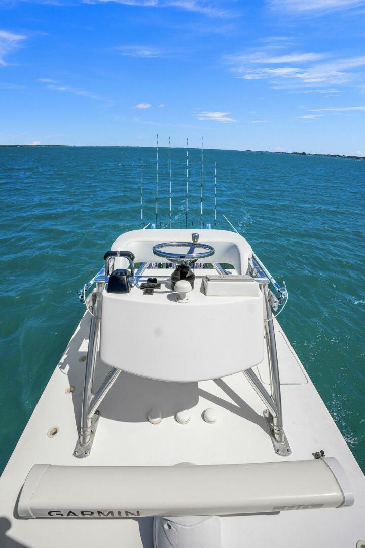 Slide: The Image of 2015 39 Invincible Center Console - Crows Nest Helm - 4389705