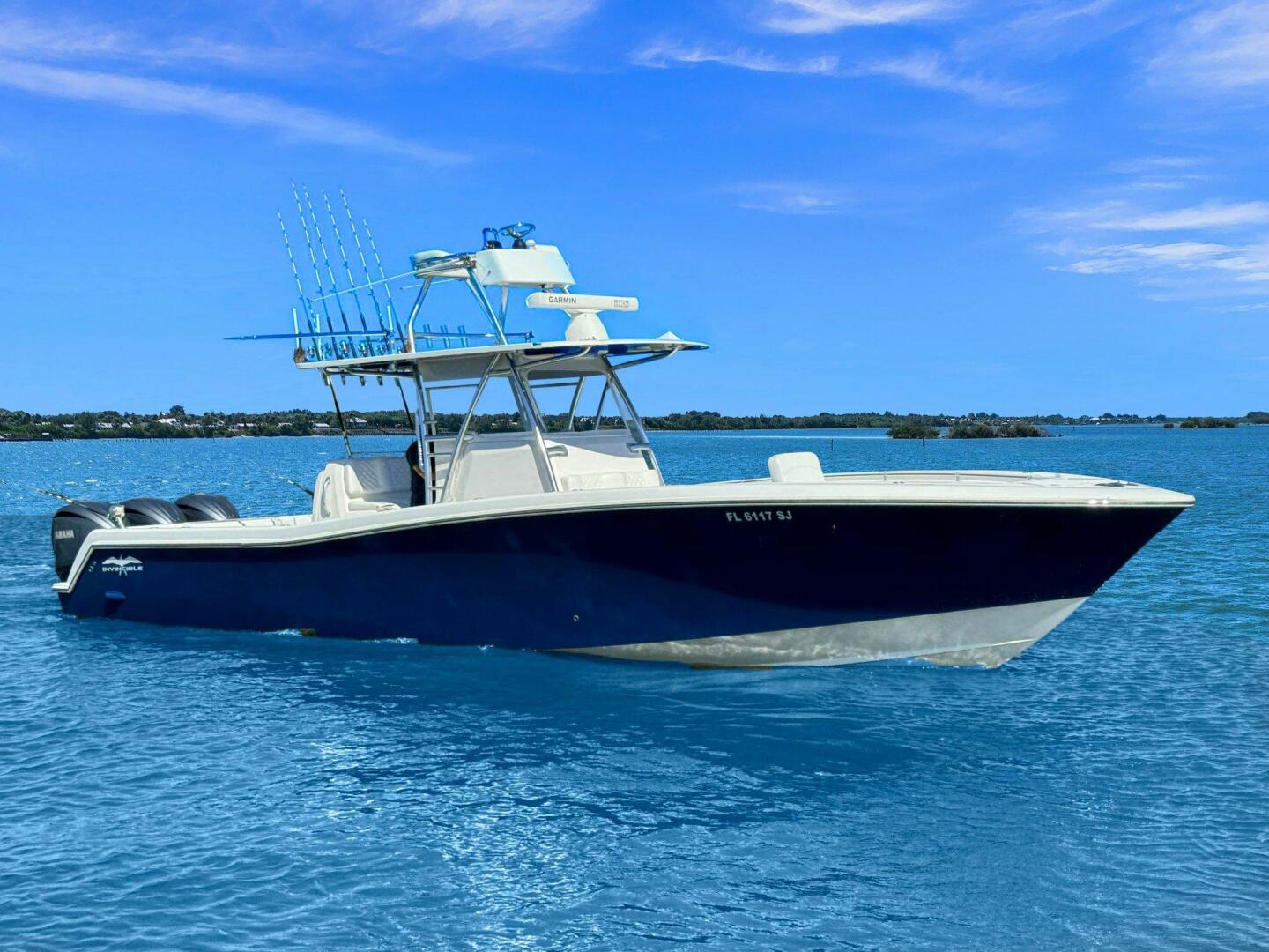 Slide: The Image of 2015 39 Invincible Center Console - Delphfishing - Profile - 4389825