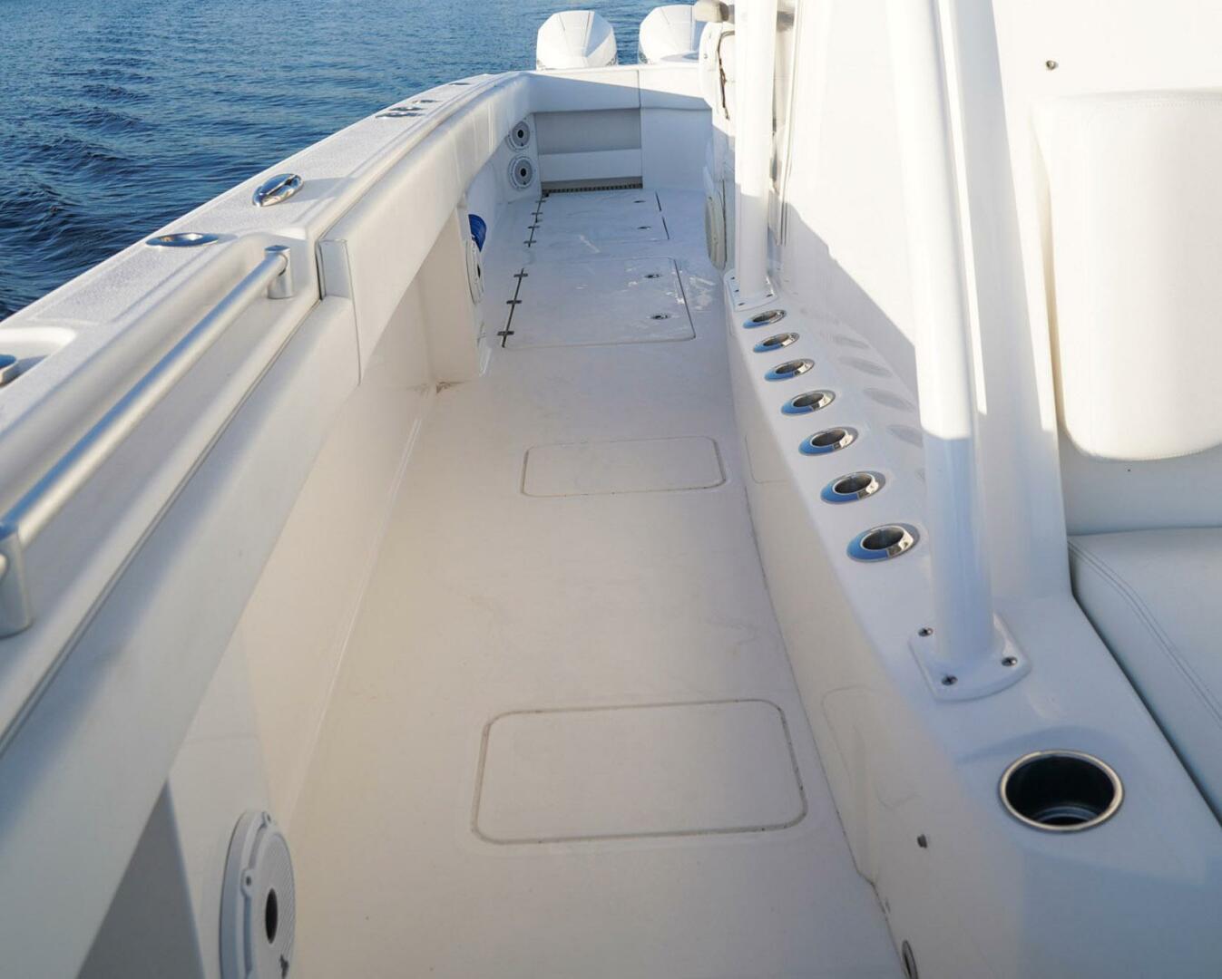 Slide: The Image of Invincible 40 Catamaran 2019 - 5316247