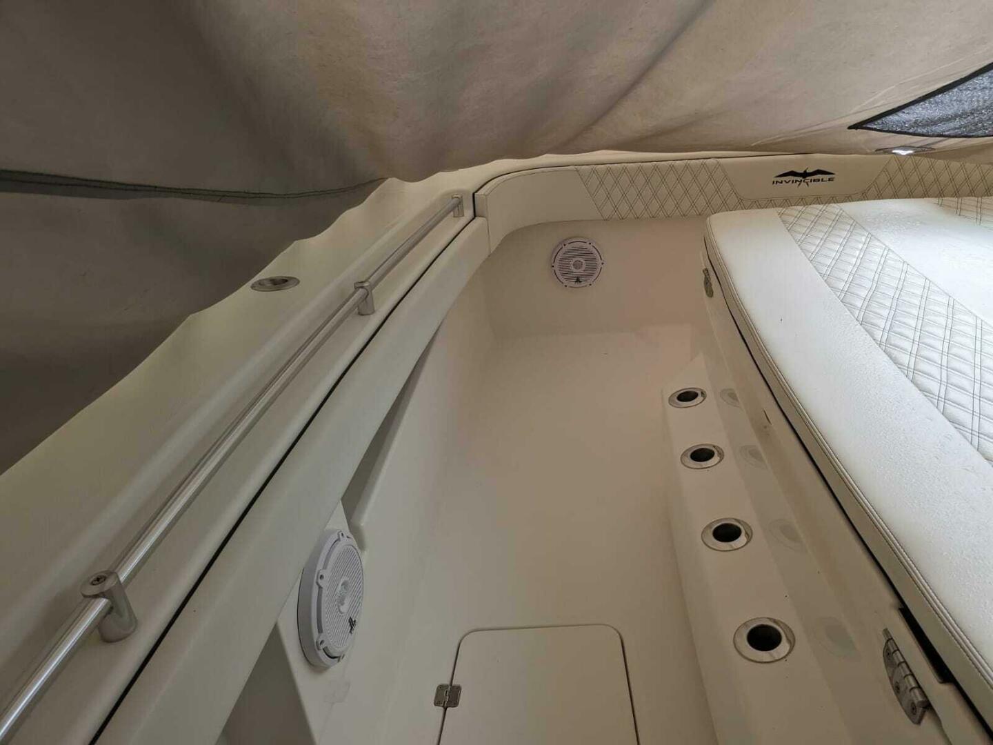 Slide: The Image of Invincible 40 Catamaran 2019 - 4447933