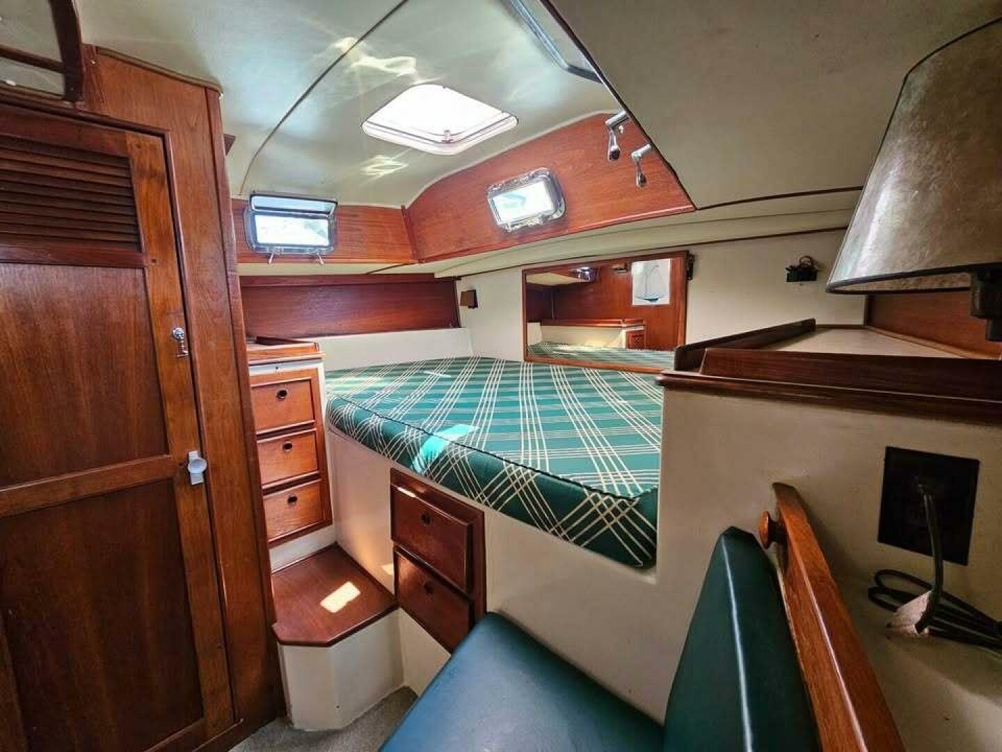 Slide: The Image of Aft Cabin - 5029763