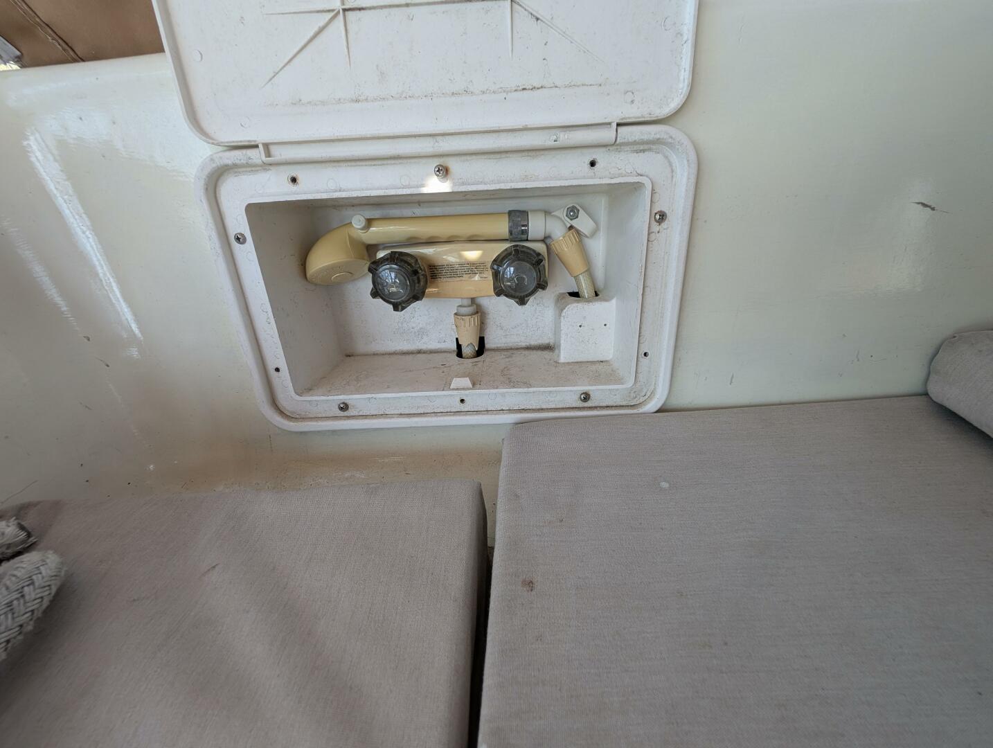 Slide: The Image of V6.2 - 5166947