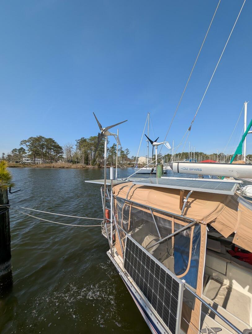 Slide: The Image of V9 - 5166951