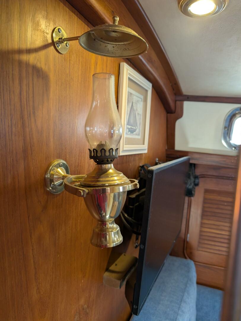 Slide: The Image of V28 - 5166970