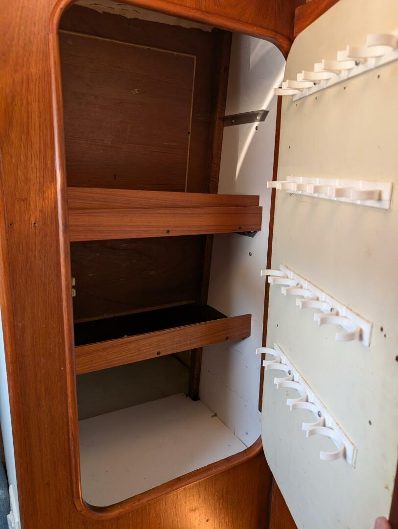 Slide: The Image of V42 - 5166987