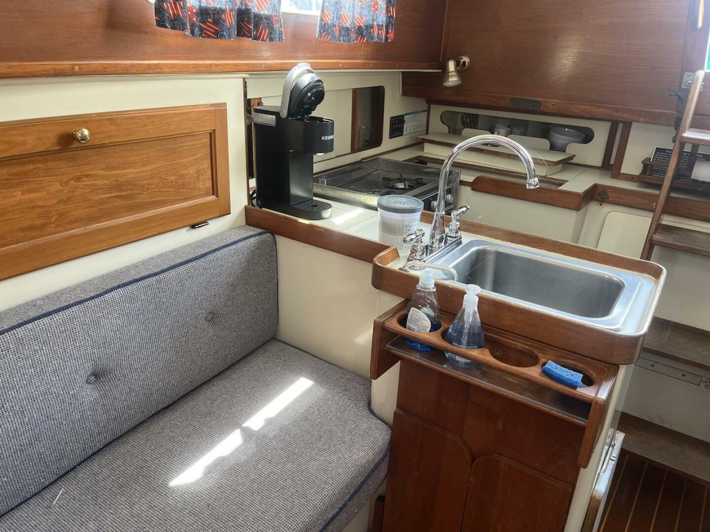 Slide: The Image of Irwin Citation 31 1985 - 5477503