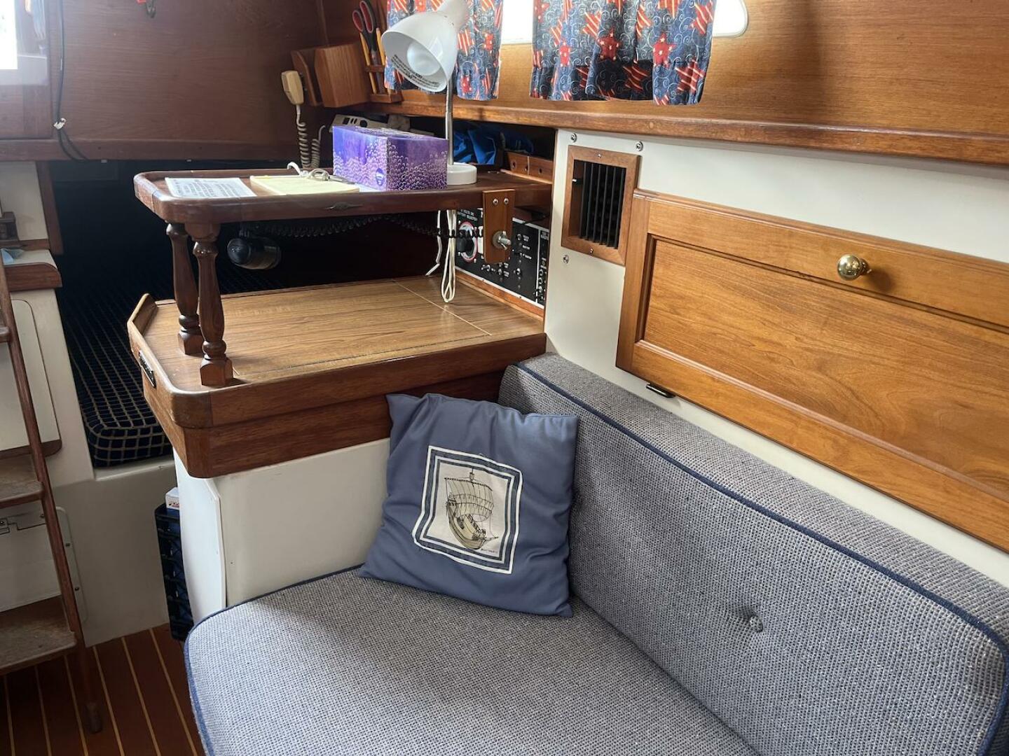 Slide: The Image of Irwin Citation 31 1985 - 5477504