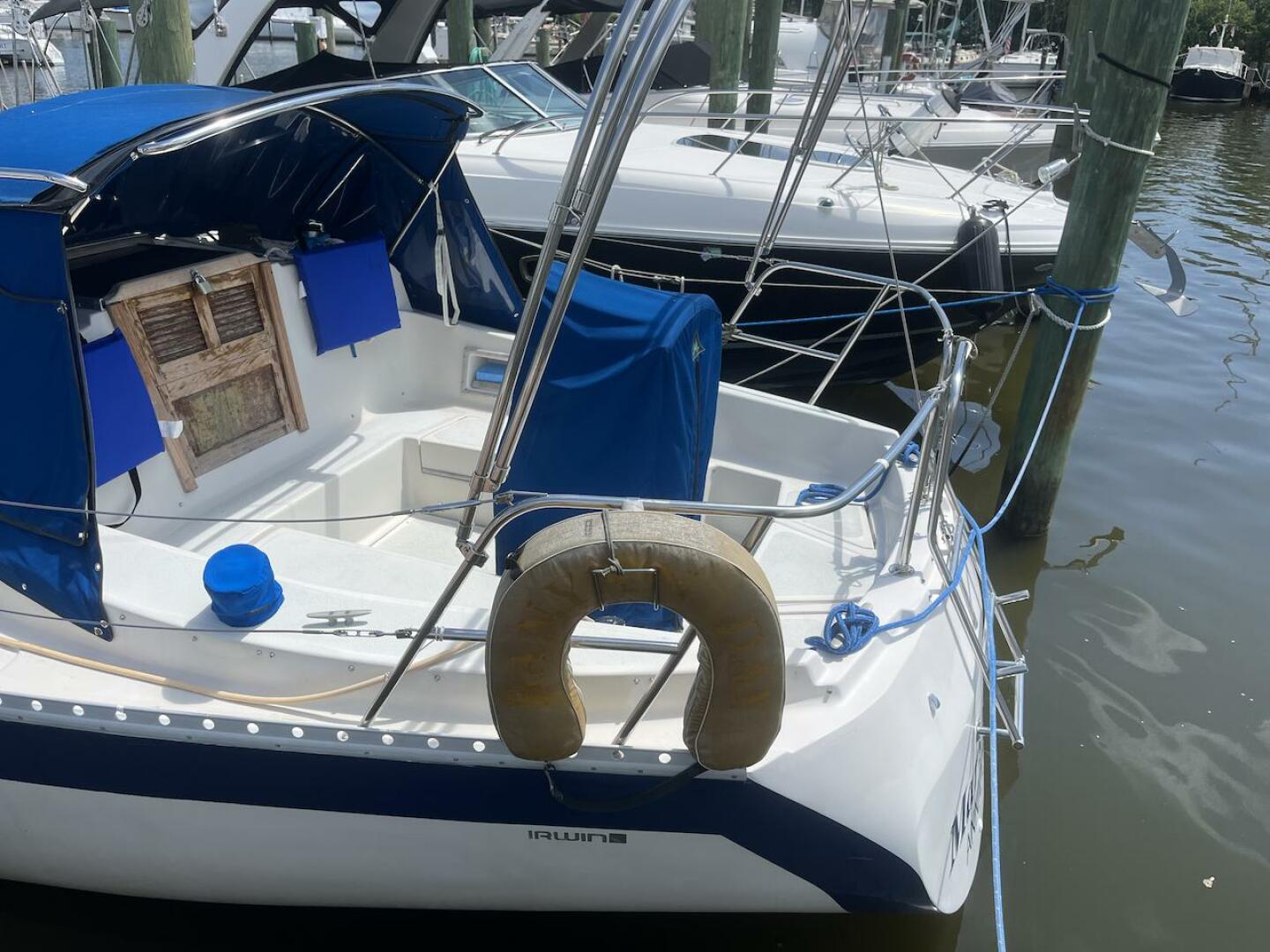 Slide: The Image of Irwin Citation 31 1985 - 5477518