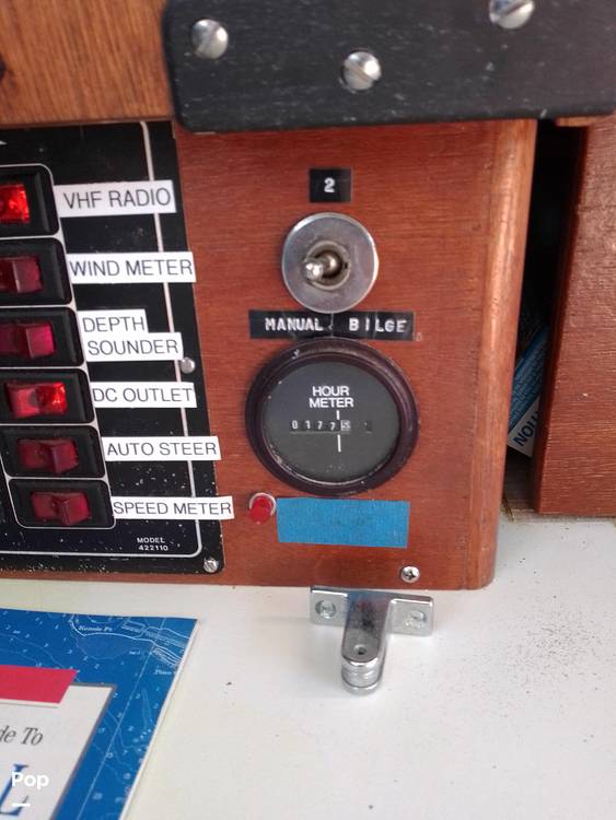 Slide: The Image of Islander 34 1975 - 4